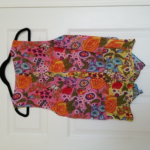 Super Cute Empower Design Colorful Layered Top. Never Worn. - Picture 4 of 6